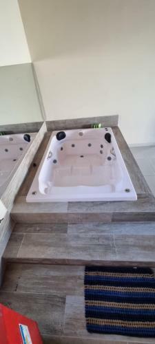 Posada Pousada Lua Nova Pipa Chales Com Hidromassagem E Jacuzzi
