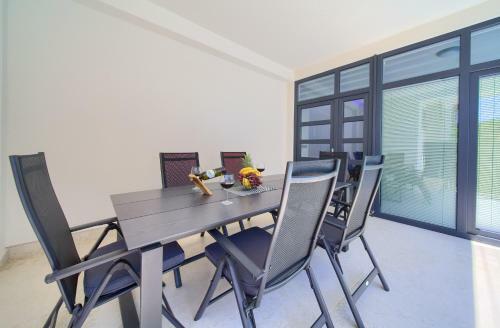 Luxury Vall Apartment