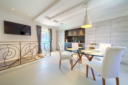 Apartments Bastinica