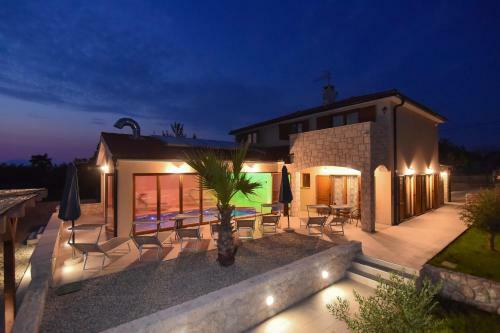 Villa Muskatel