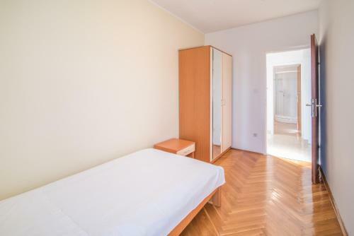 Apartments Ana S