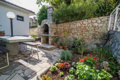 Apartments Ana S