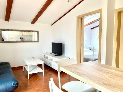 Seaside Apartments Petar