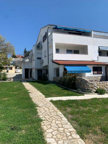 Seaside Apartments Petar
