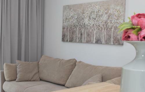 Amazing Home In Krk With 8 Bedrooms