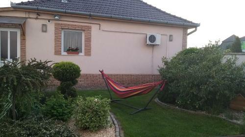 �denkert Apartmanh�z
