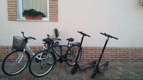 �denkert Apartmanh�z