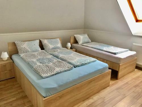 Apartamento M�ty�s Vend�gh�z Full