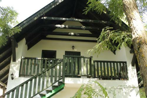 Posada Hunor Lovastanya