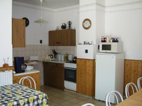 Hostal B�n�porta