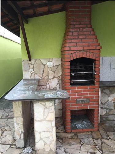 Casa Com Piscina � Menos de 100 Metros Da Praia