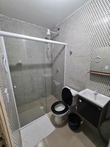 Apartamento Kit�o Com Quarto 50mts Do Mar
