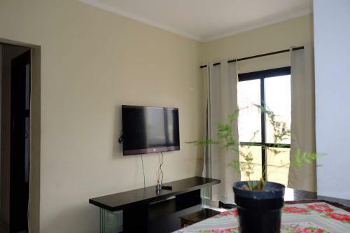 Apart Na Ocian Mirim Wi-fi Ar Condicionado