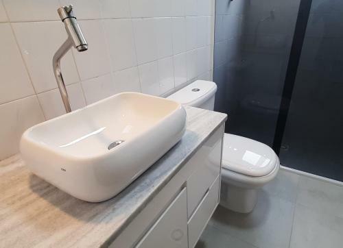 Apartamento Excelente Local - Praia Da Guilhermina, Com Tudo Pr�ximo