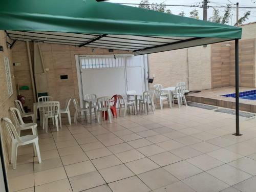 Casa Com Piscina Com Piscina E Churrasqueira Em Praia Grande