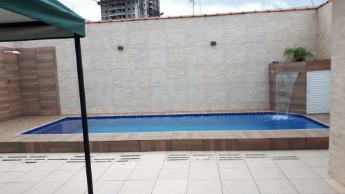 Casa Com Piscina Com Piscina E Churrasqueira Em Praia Grande