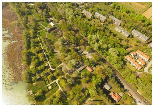 �va Apartman, Helikon-liget