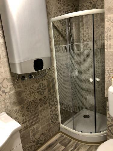 �va Apartman, Helikon-liget