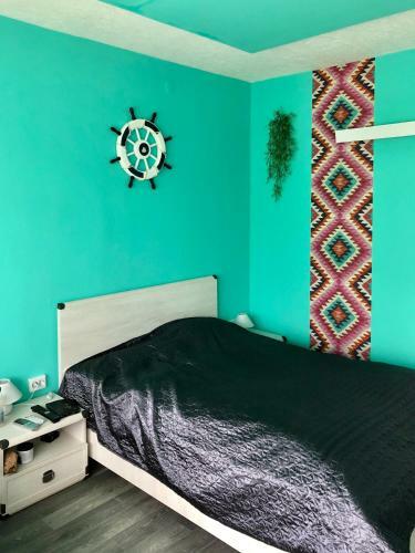 �va Apartman, Helikon-liget