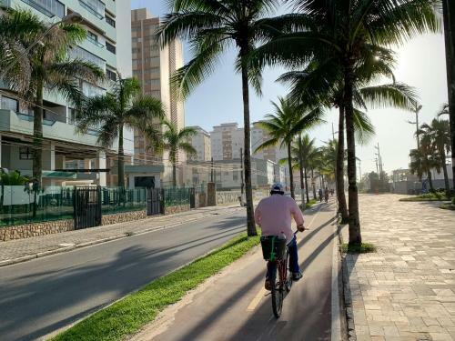 Lindo Apartamento, 3 Dormit�rios, Churrasqueira, Wi-fi E Piscina