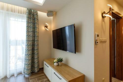 Royal Cafe Apartman