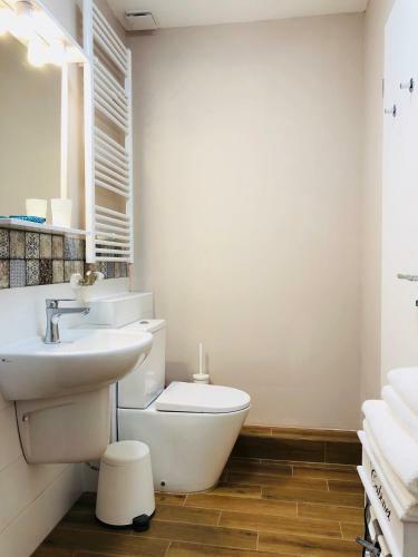 Apartamento White Crow House