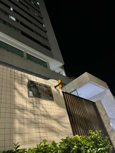 Apartamento Lindo Flat Em Boa Viagem, Rec�m Reformado E Perto Da Praia