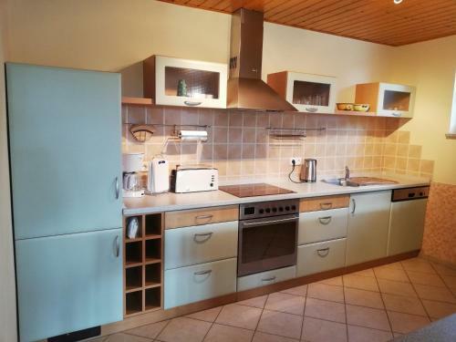 Lena Apartman
