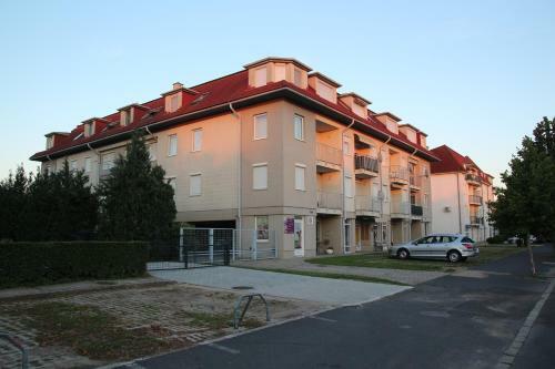 Apartment With Swing