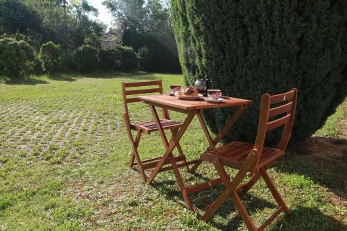 Apartment With Swing