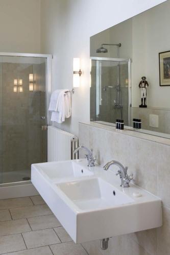 Bed & Breakfast Ch�teau Des Tesni�res