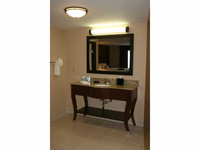 Hotel Hampton Inn And Suites Peru