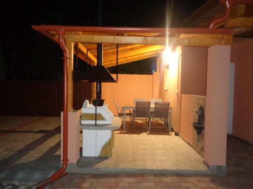 Irisz Apartman Hajd�szoboszl�