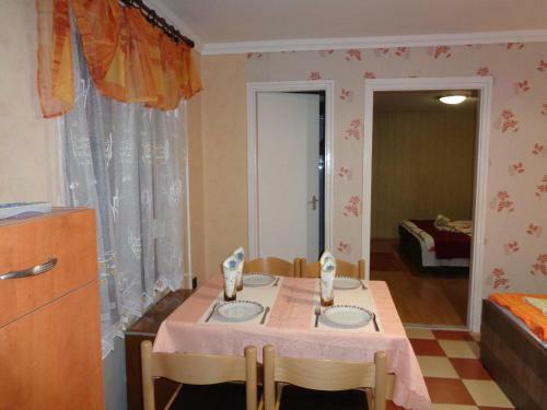 Irisz Apartman Hajd�szoboszl�