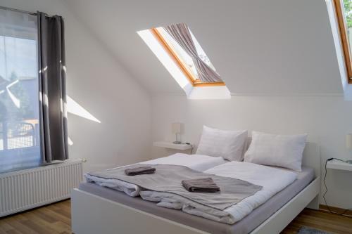 East Side Corner - Apartment 2