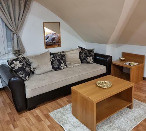 Apartamento Relax Wellness Manzard Hajd�szoboszl�