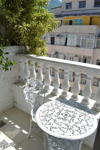Roxy Apartments