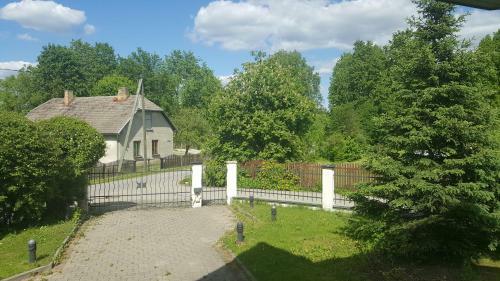 Hostal Peahen Residence