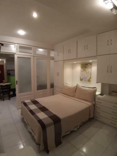 Apartamento Copacabana,confort�vel Apto Com Vista-mar