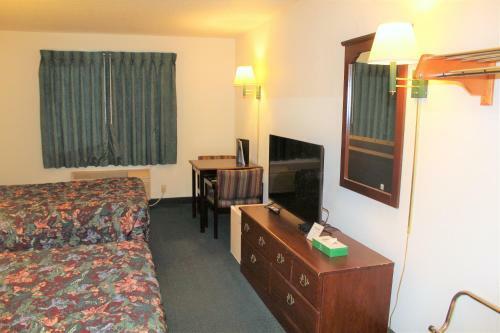 Hotel Cumberland Inn And Suites