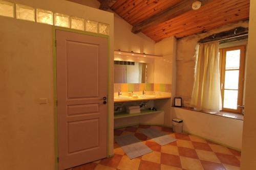 Bed & Breakfast L'ammonite, Chambre & Table D'h�tes