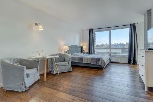 Five Star Downtown Apartment