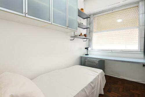 Apartamento Cavirio Bt101 - Conforto E Tranquilidade No Cora��o de Ipanema