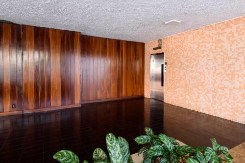 Apartamento Cavirio Bt101 - Conforto E Tranquilidade No Cora��o de Ipanema