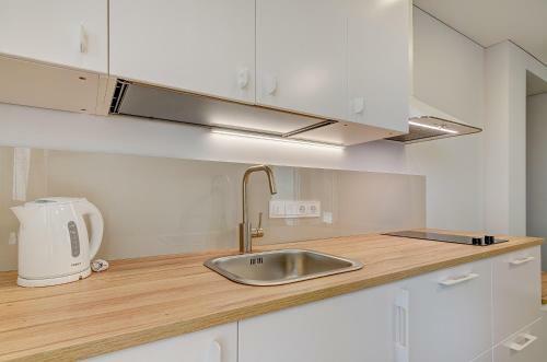 Center Apartment 10a