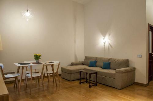 Teatro Apartments