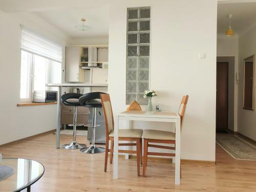 Cozy One Bedroom Apartment In Old Town