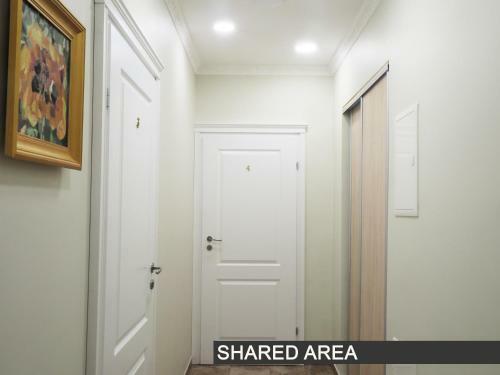 Emi Apartment
