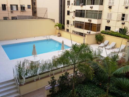 Apartamento Amplo Im�vel Copa Posto 6 - Piscina E Garagem