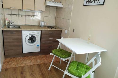 Amazing View Central Studio Apartment